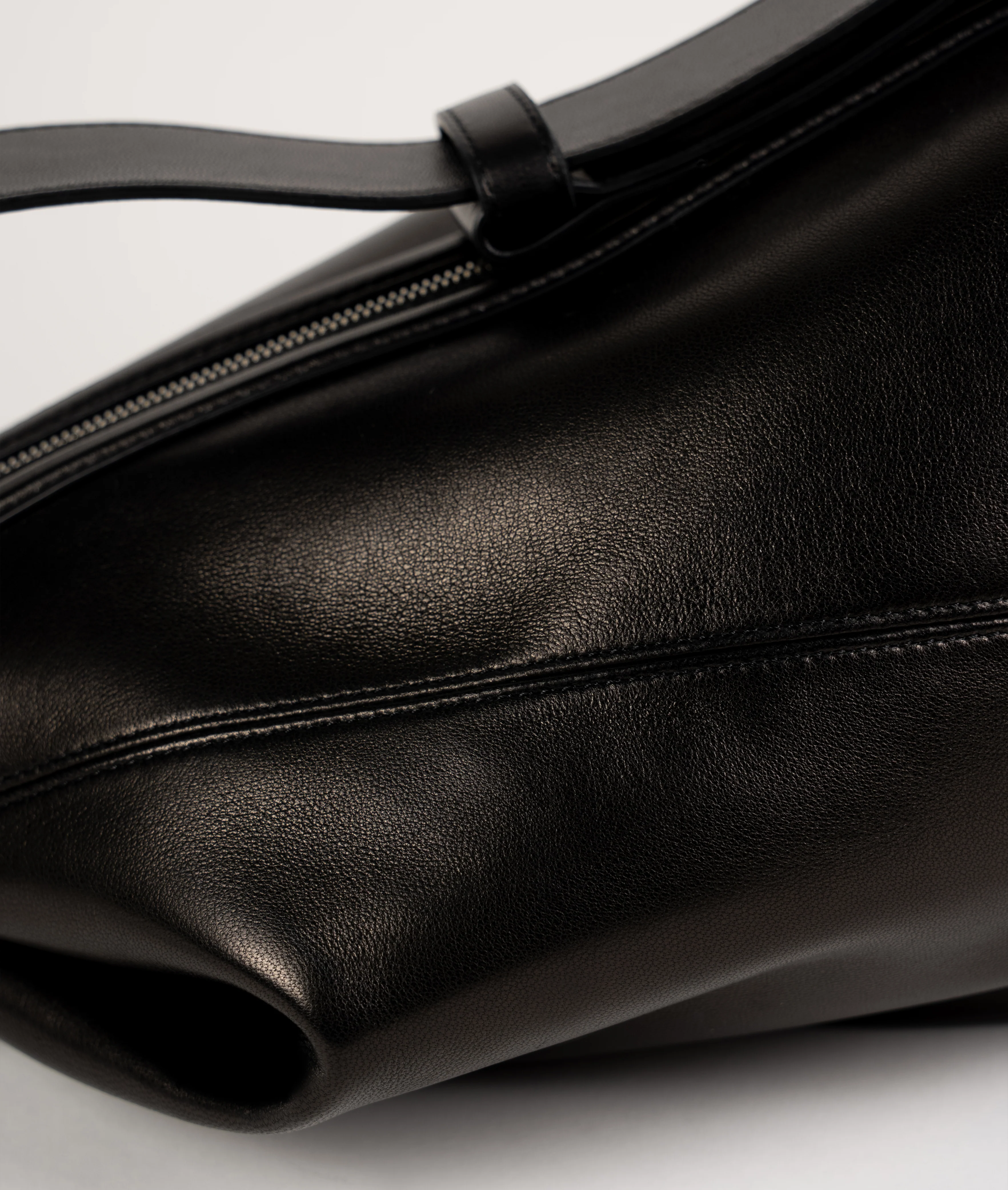 Furoshiki Crossbody Bag M LUX Soft Lamb Leather Black - Image 7