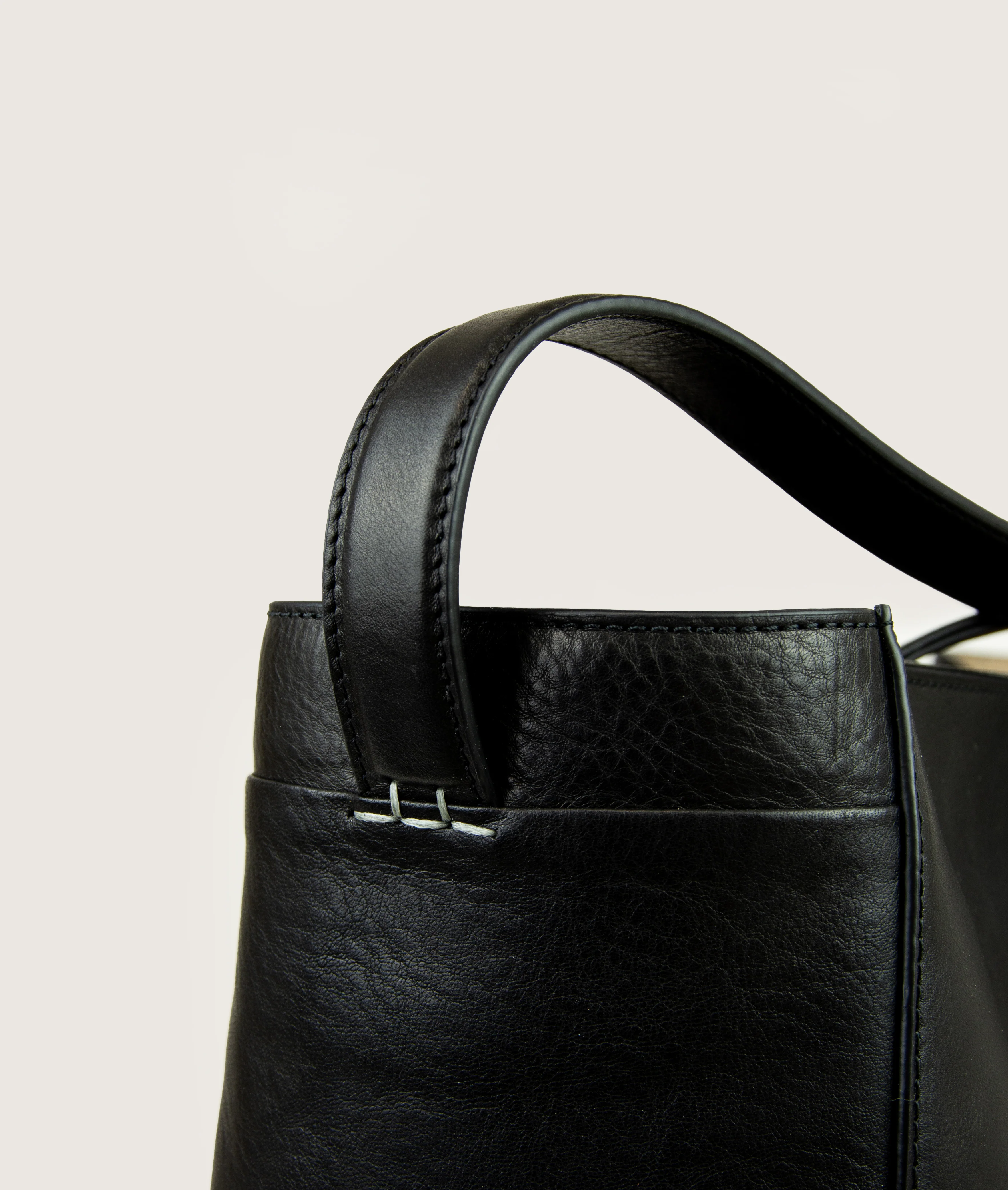 Nasch bag L black - Image 7