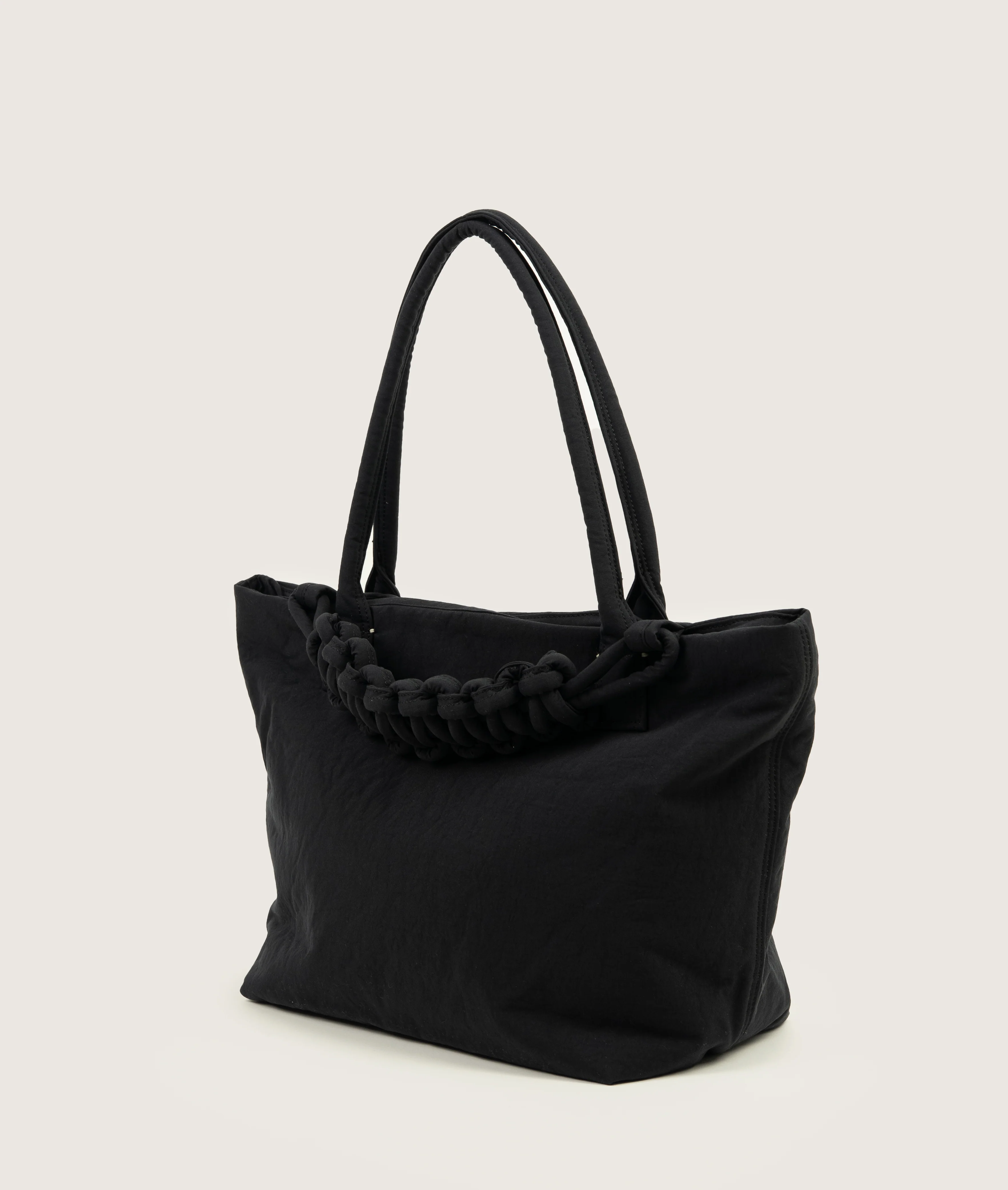 Pazar Tote M Charcoal black plant dyed nylon - Image 3
