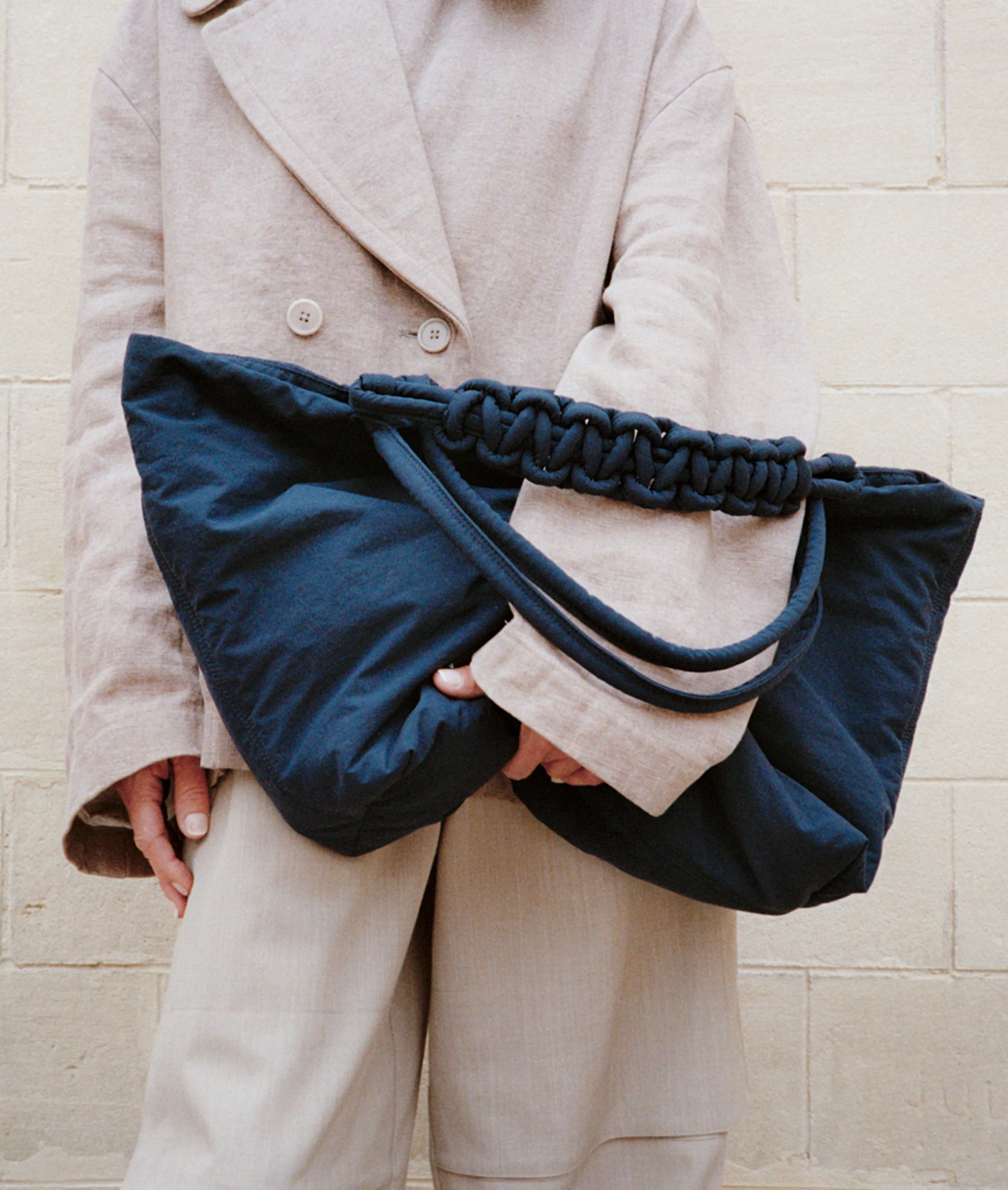 Pazar Tote XL Navy plant dyed nylon - Image 5
